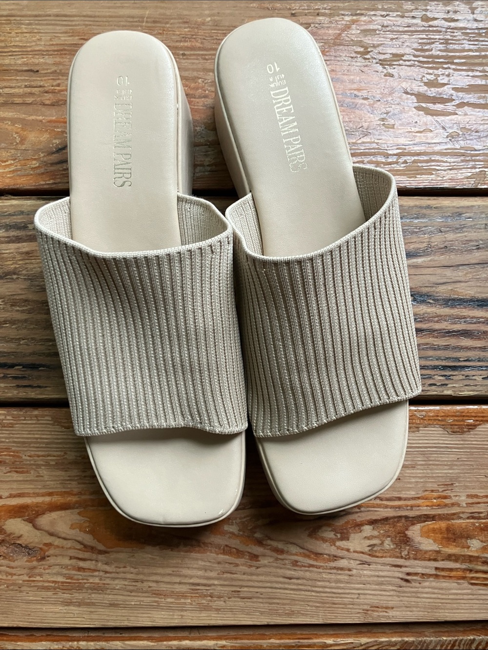 Women's Beige Ribbed  Mules